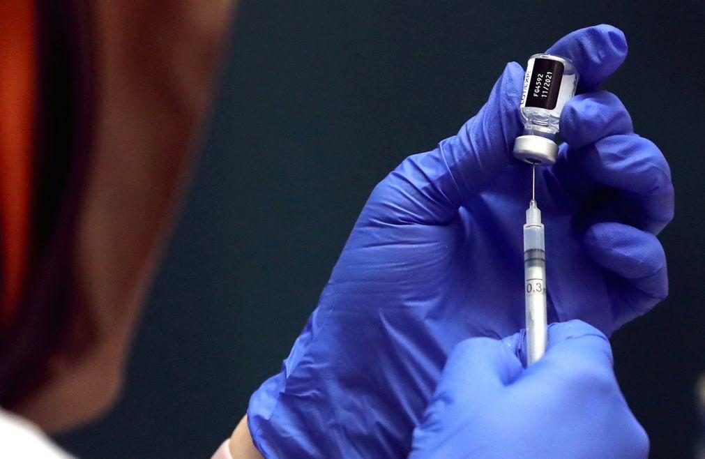 Mais de 73 mil pessoas vacinadas no domingo contra gripe e covid-19
