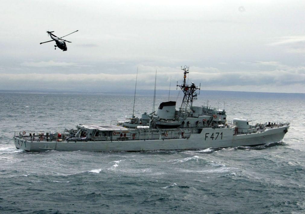 Covid-19: Autoridades ponderam retirar os 39 militares infetados da corveta António Enes