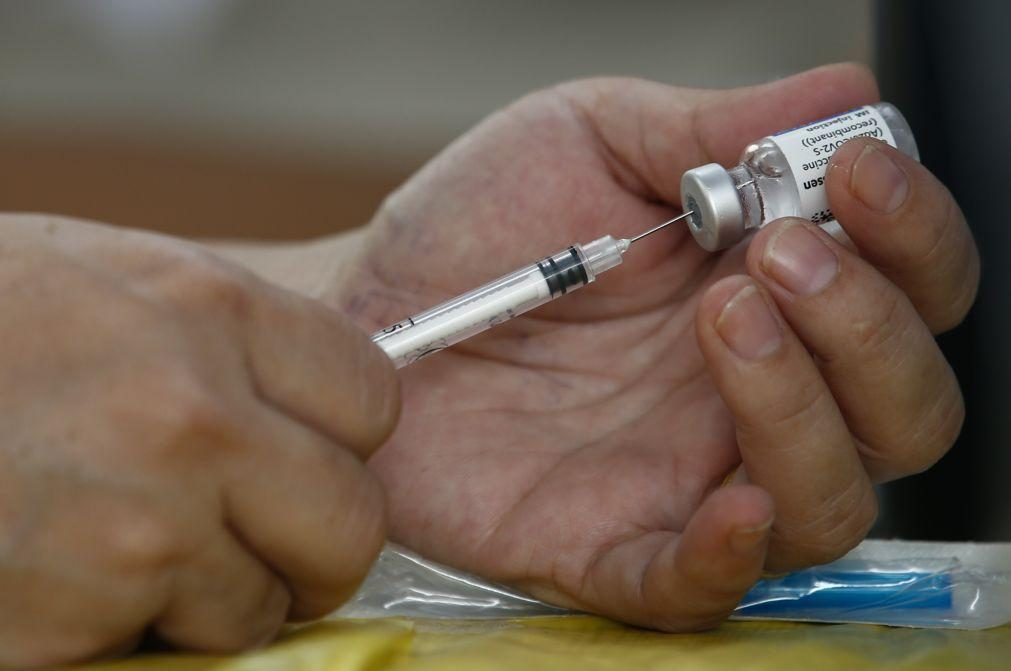 Covid-19: Aberto autoagendamento para maiores de 18 anos vacinados com a Janssen
