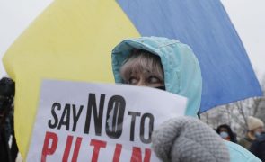 Ucrânia: Ausência da União Europeia das negociações é culpa da Rússia -- Analista