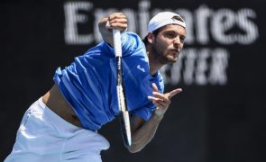 Open da Austrália: João Sousa afastado após perder com italiano Jannik Sinner