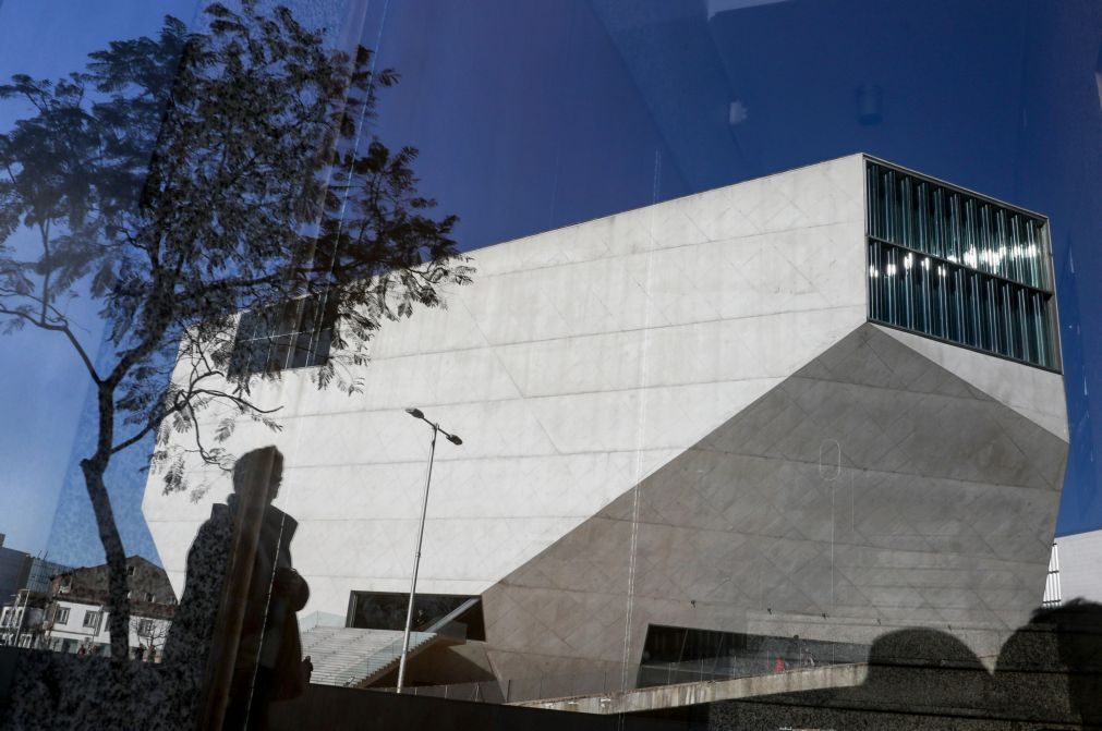 Casa da Música no Porto evacuada devido a incêndio