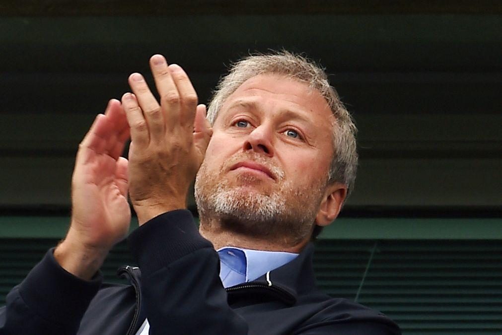 Roman Abramovich coloca Chelsea à venda