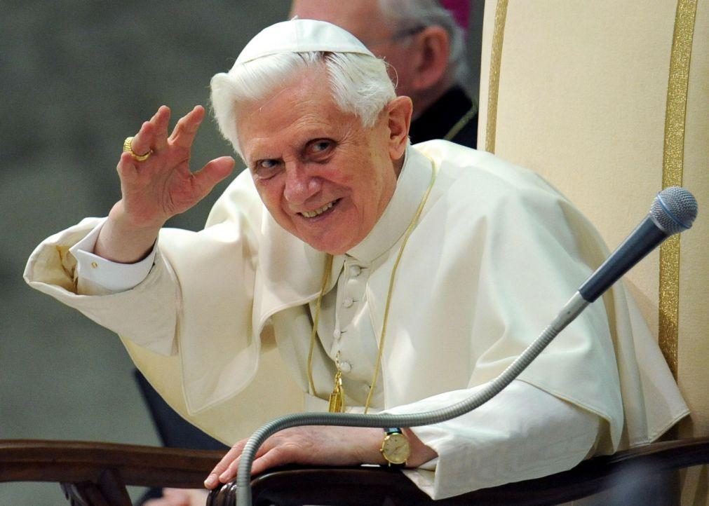 Papa emérito Bento XVI acusado de ter ignorado casos de abuso sexual