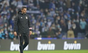 Treinador admite necessidade de corrigir processo ofensivo do Benfica