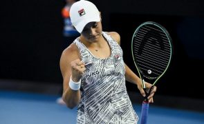 Open da Austrália: Barty vence Anisimova em dois 'sets' e está nos quartos de final