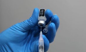 Covid-19: Portugal doou mais de 159 mil vacinas ao Vietname