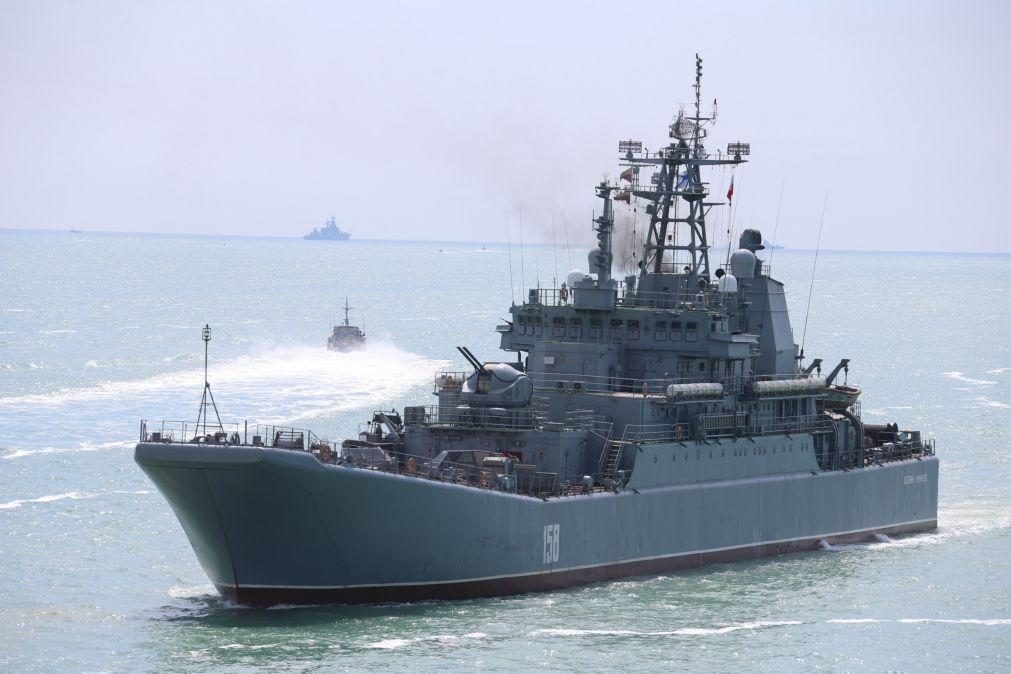 Ucrânia: Rússia inicia manobras militares no Mar Negro