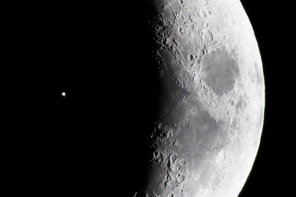 Parte de foguetão da SpaceX colide com a Lua no início de março