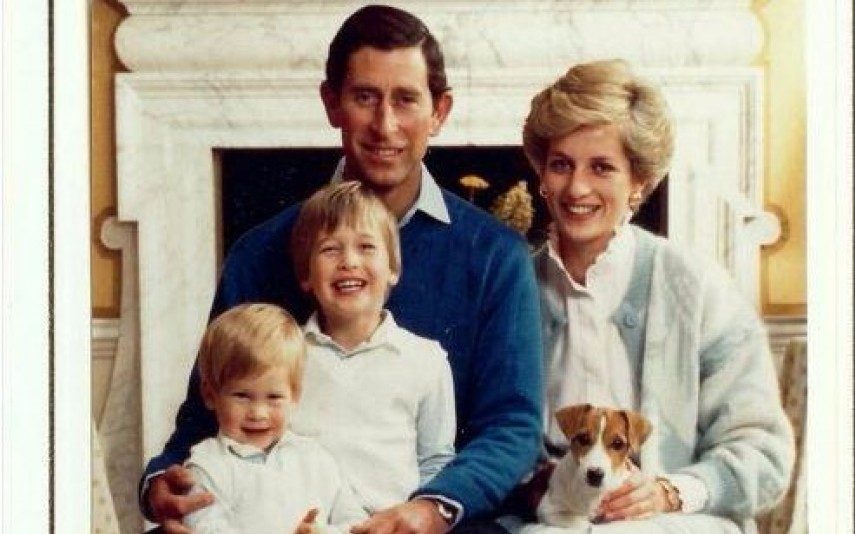 Príncipe Carlos arrependido de ter casado com Diana