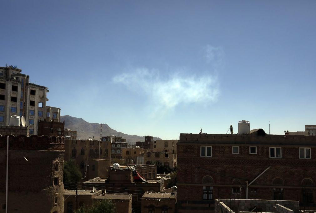 Iémen: ONU confirma que coligação saudita bombardeou prisão e fez 91 mortos