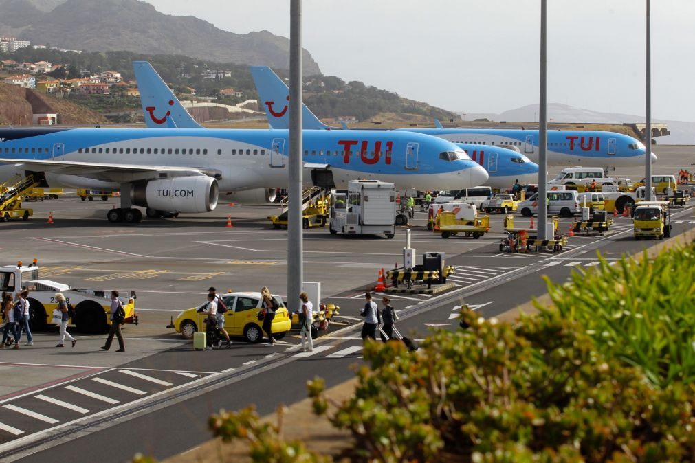 Abertas no vento permitem aterragens no Aeroporto da Madeira