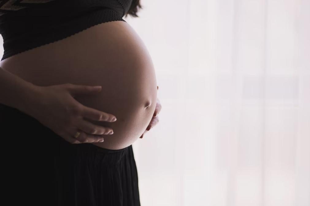 Ginecologista engana pacientes e gera 21 filhos em tratamentos de fertilidade