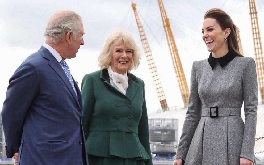 Kate Middleton Muito cúmplice do príncipe Carlos e Camilla em evento especial (Fotos)