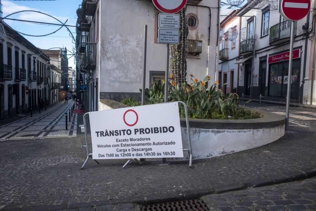 Câmara de Ponta Delgada rejeita que encerramento de ruas afaste clientes
