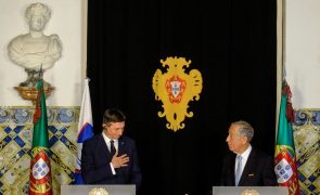 Ucrânia: Presidentes de Portugal e Eslovénia pedem que se dê 