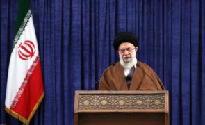 Nuclear: Khamenei diz ser 