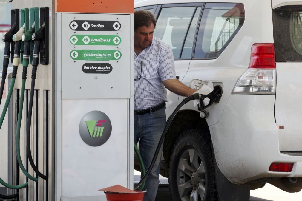 Combustíveis continuam a subir depois de gasolina 98 ter atingido os dois euros