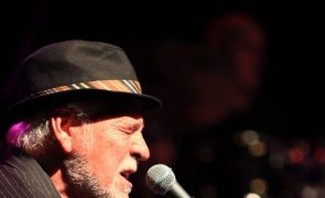 Gary Brooker, vocalista dos Procol Harum, morre aos 76 anos vítima de cancro