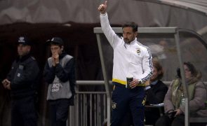 Vítor Pereira oficializado como novo treinador do Corinthians