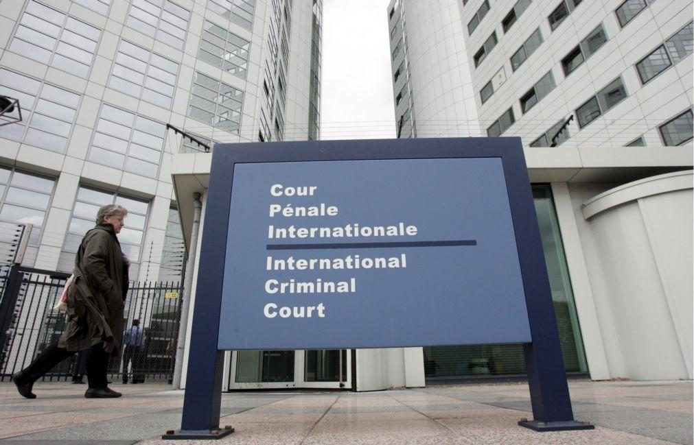Zelensky pede intervenção do Tribunal Penal Internacional contra Moscovo