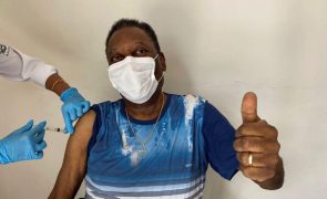 Pelé recebe alta médica após infeção urinária e prossegue tratamento a tumor