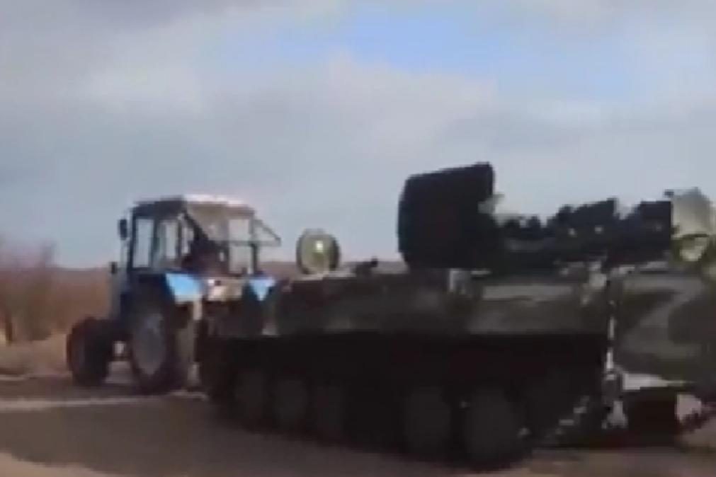 Este erro está a rebentar com os tanques russos na Ucrânia