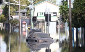 Pelo menos 12 mortos nas inundações no leste da Austrália