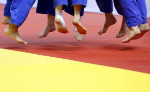 Ucrânia: Judo cancela provas na Rússia, mas recusa suspender atletas russos