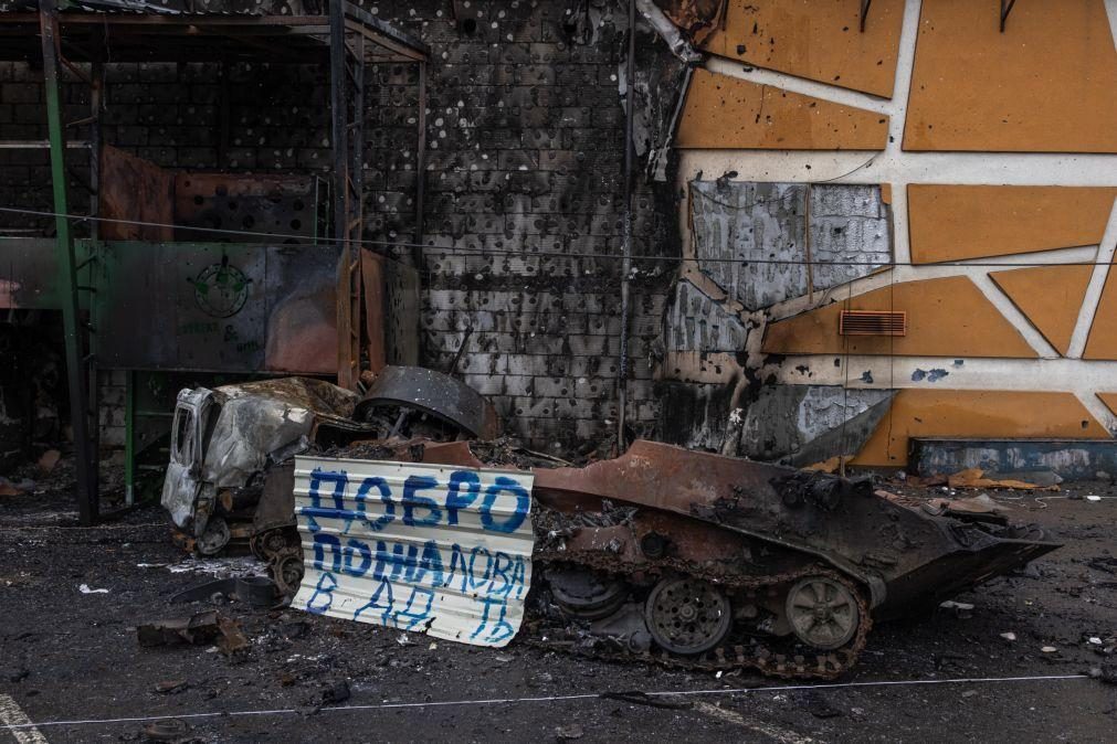 Ucrânia: Ataque aéreo russo em Cherniguiv mata pelo menos 33 civis