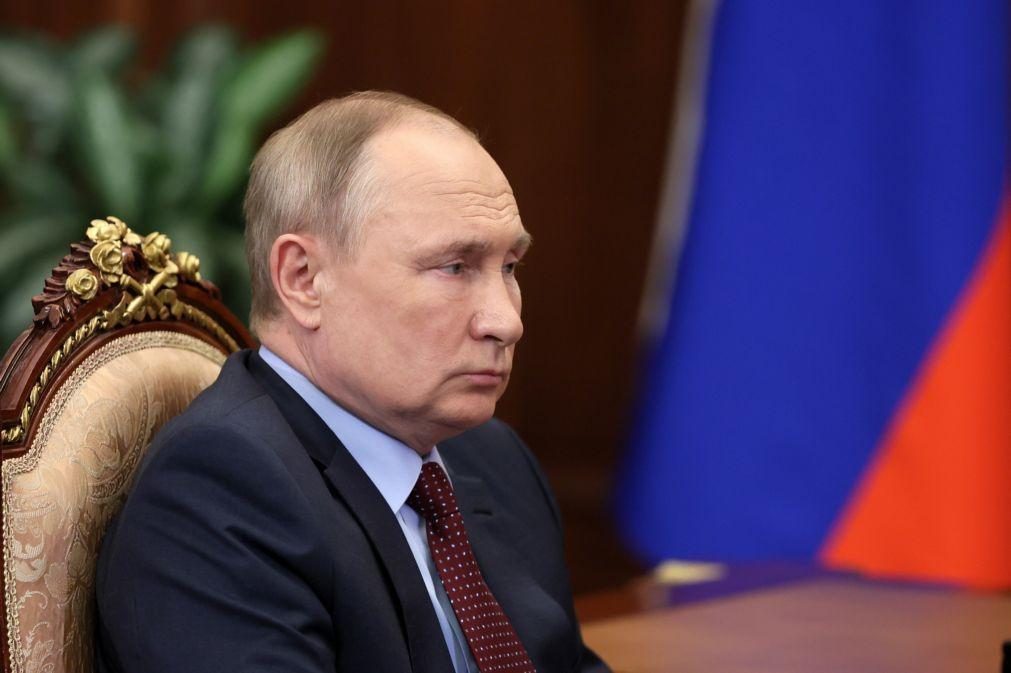 Ucrânia: Putin assegura que invasão decorre 