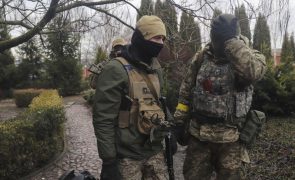 Ucrânia: Estados Unidos já entregaram dois terços da ajuda militar a Kiev