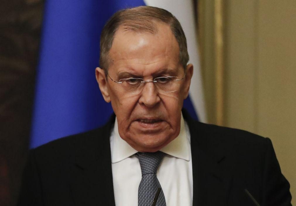 Lavrov acusa Zelensky de querer criar conflito entre NATO e Rússia