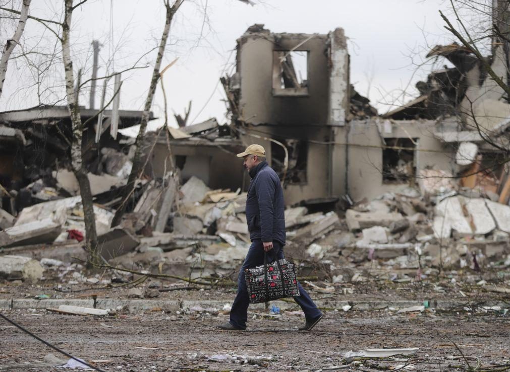 Ucrânia: Pelo menos 351 civis mortos e 707 feridos desde início da invasão russa