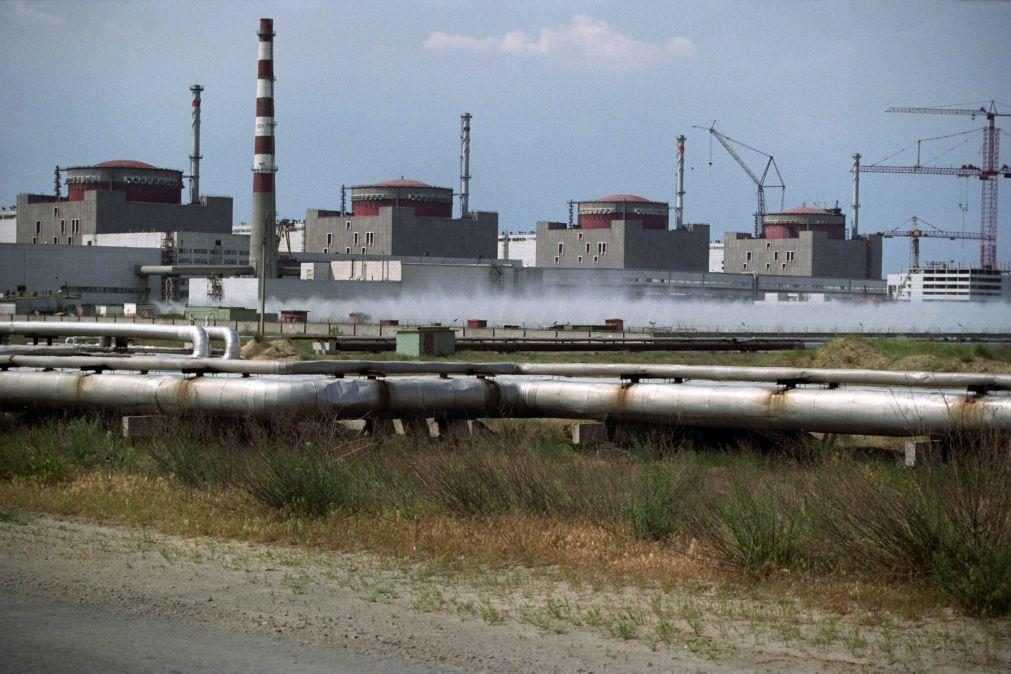 Ucrânia: Rússia está a pôr em risco segurança da central nuclear de Zaporiyia