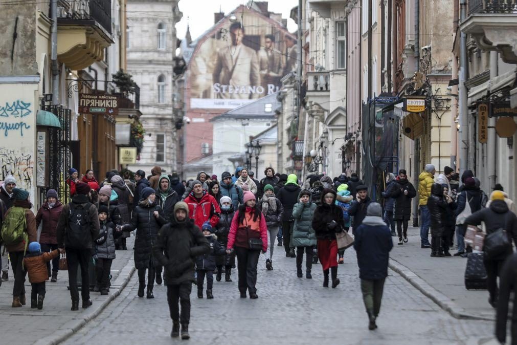 Ucrânia: Com russos longe, Lviv é reduto de 