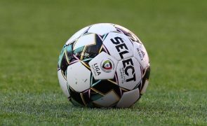 I Liga portuguesa de futebol lidera 'ranking' europeu de mais tempo de paragem por faltas