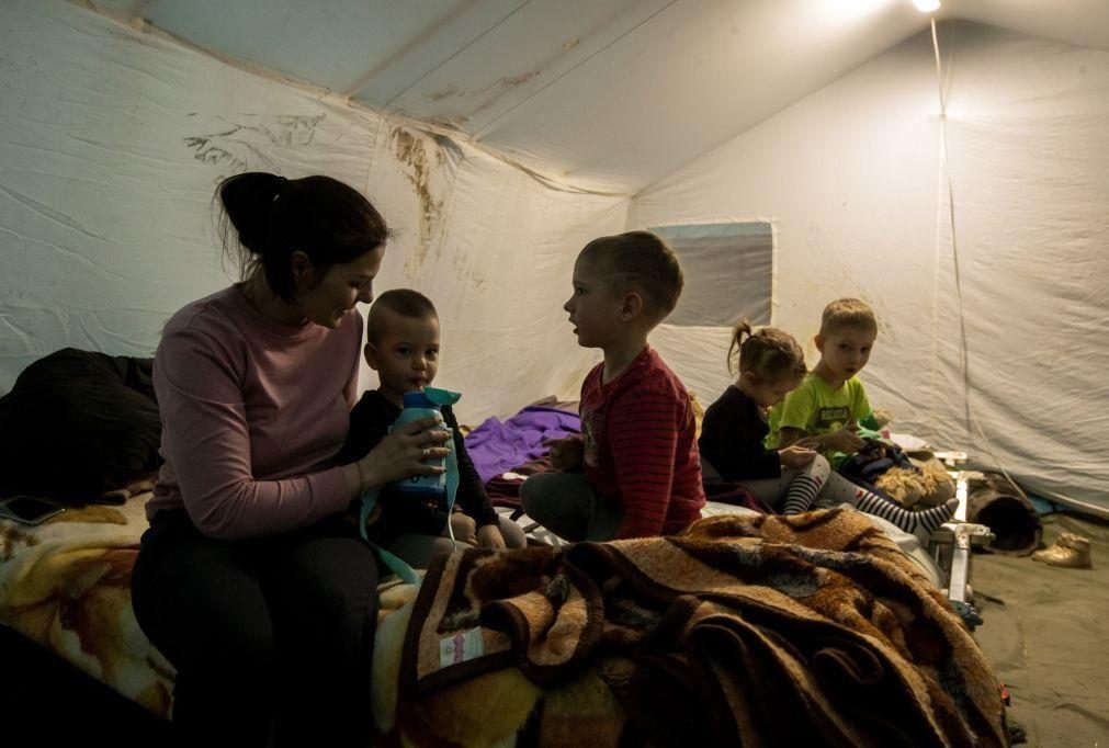 Ucrânia: Número de refugiados ultrapassa os dois milhões