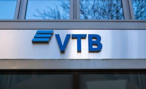 Ucrânia: Cerca de 4.000 clientes do VTB África em Angola afetados pelas sanções