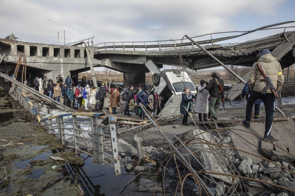 Ucrânia: Metade da população de Kiev fugiu da capital desde ataque russo