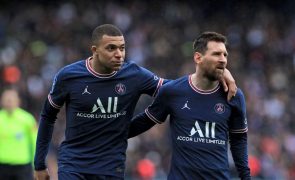 Líder Paris Saint-Germain vence Bordéus sob coro de assobios