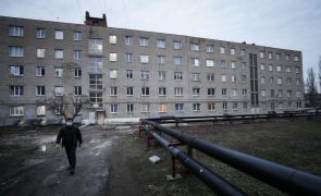 Ucrânia: Separatistas acusam forças ucranianas da morte de 20 pessoas em Donetsk