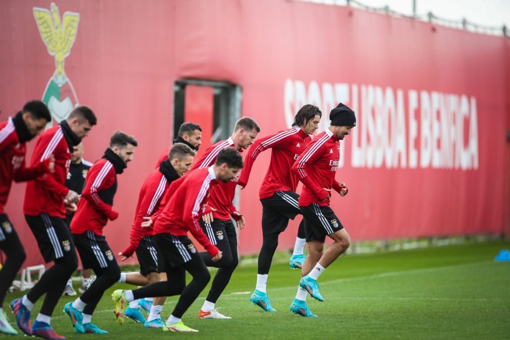 LC: Otamendi, Gilberto e Yaremchuk integraram treino do Benfica