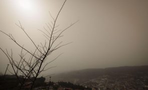 Autoridades alertam para fraca qualidade do ar devido a nuvens de poeira