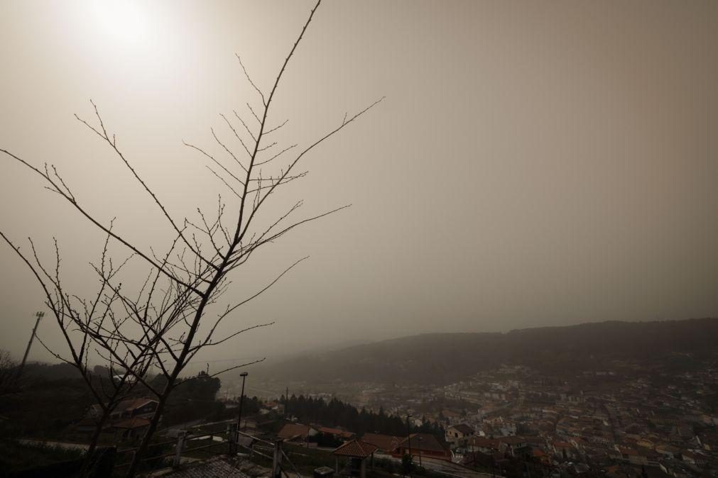 Autoridades alertam para fraca qualidade do ar devido a nuvens de poeira