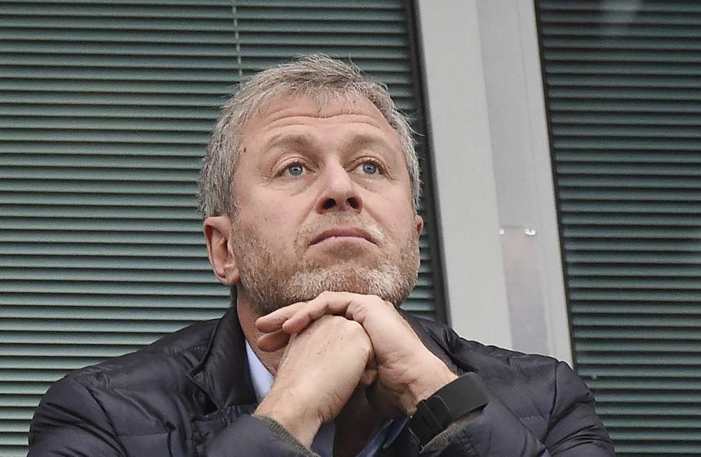 Roman Abramovich terá sido envenenado durante negociações de paz