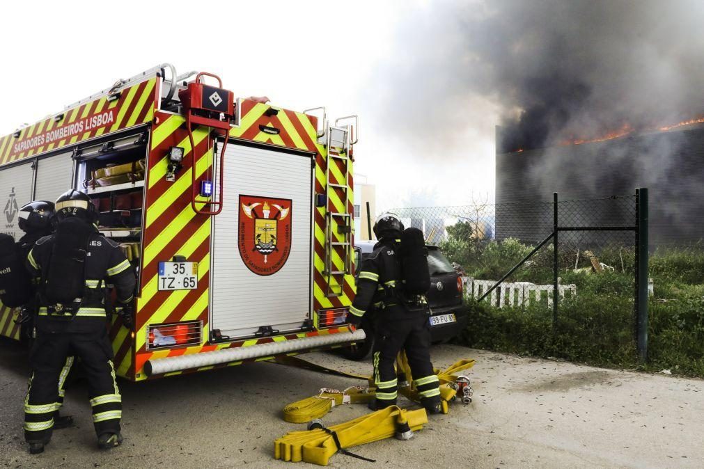 Moradores retirados devido a incêndio em Lisboa já regressaram às habitações