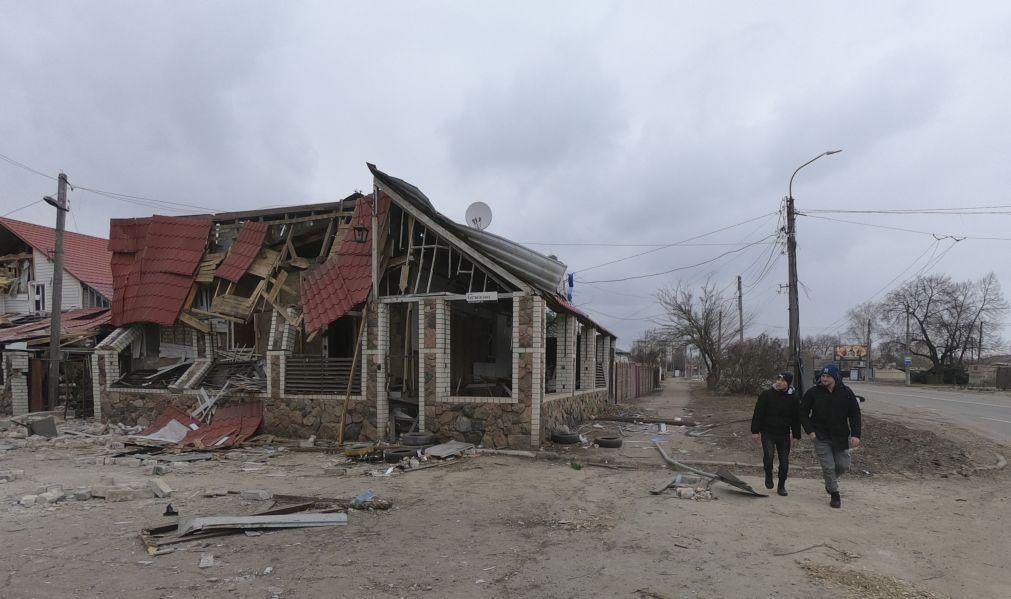 Ucrânia: Ataque russo a fila do pão em Chernihiv faz 10 mortos