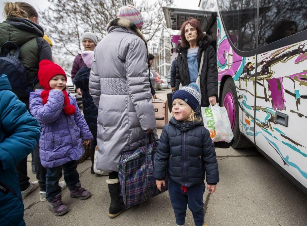 Ucrânia: Mais de 3,2 milhões de refugiados desde o início da guerra