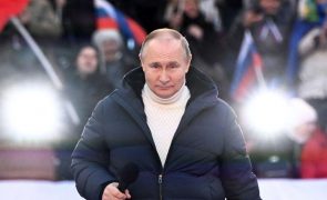 Relatos chocantes dão a conhecer as práticas de tortura de Vladimir Putin